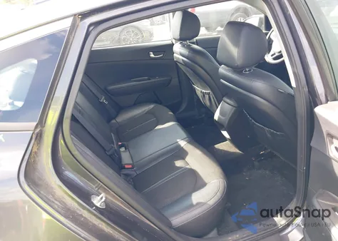 2018 Kia Optima S из США, поврежденный, VIN 5XXGT4L35JG213903